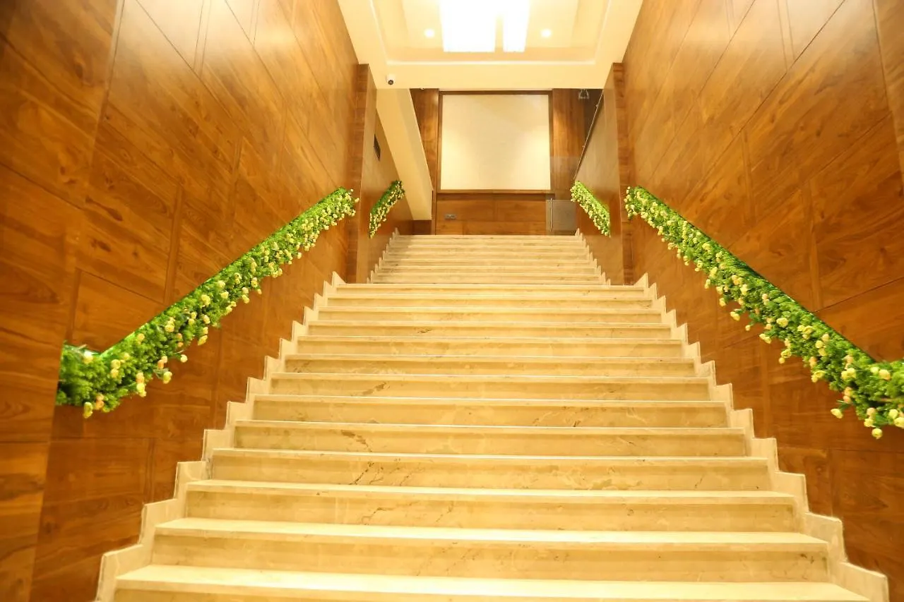 Szálloda Dreamz Inn&Suites Zirakpur