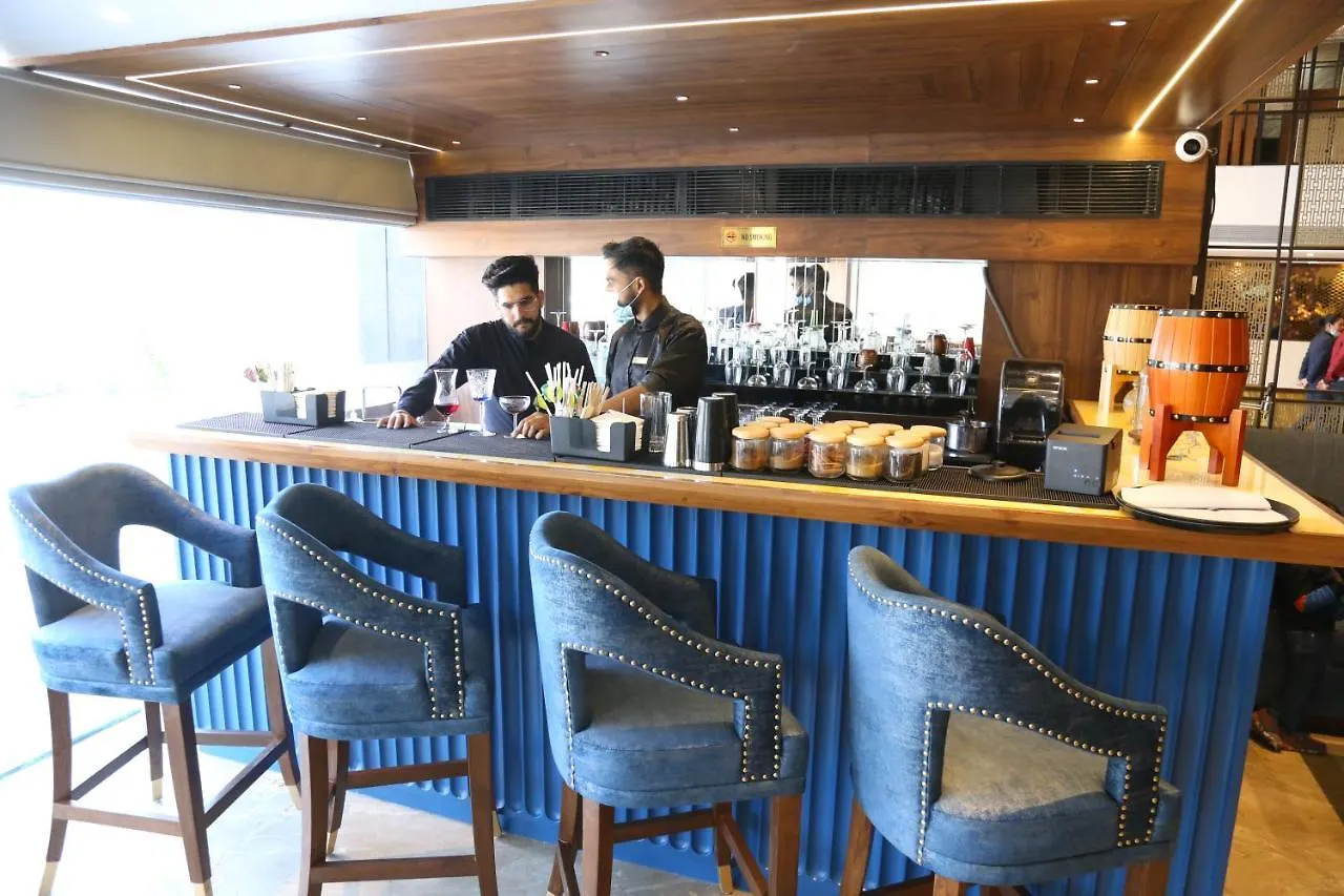 Dreamz Inn&Suites Zirakpur
