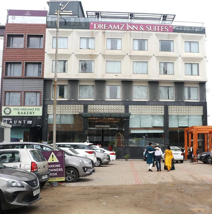 Dreamz Inn&Suites Zirakpur