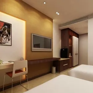 Hotel Vipul Grand **