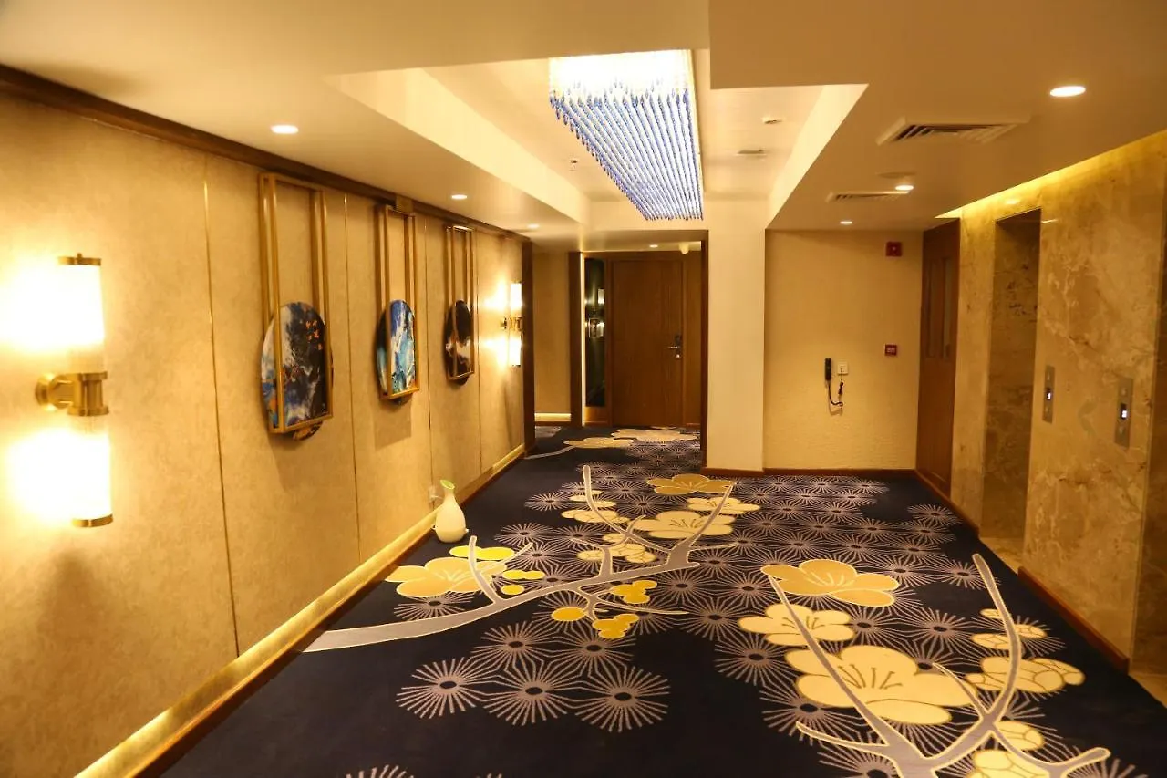Hotel Dreamz Inn & Suites Zirakpur