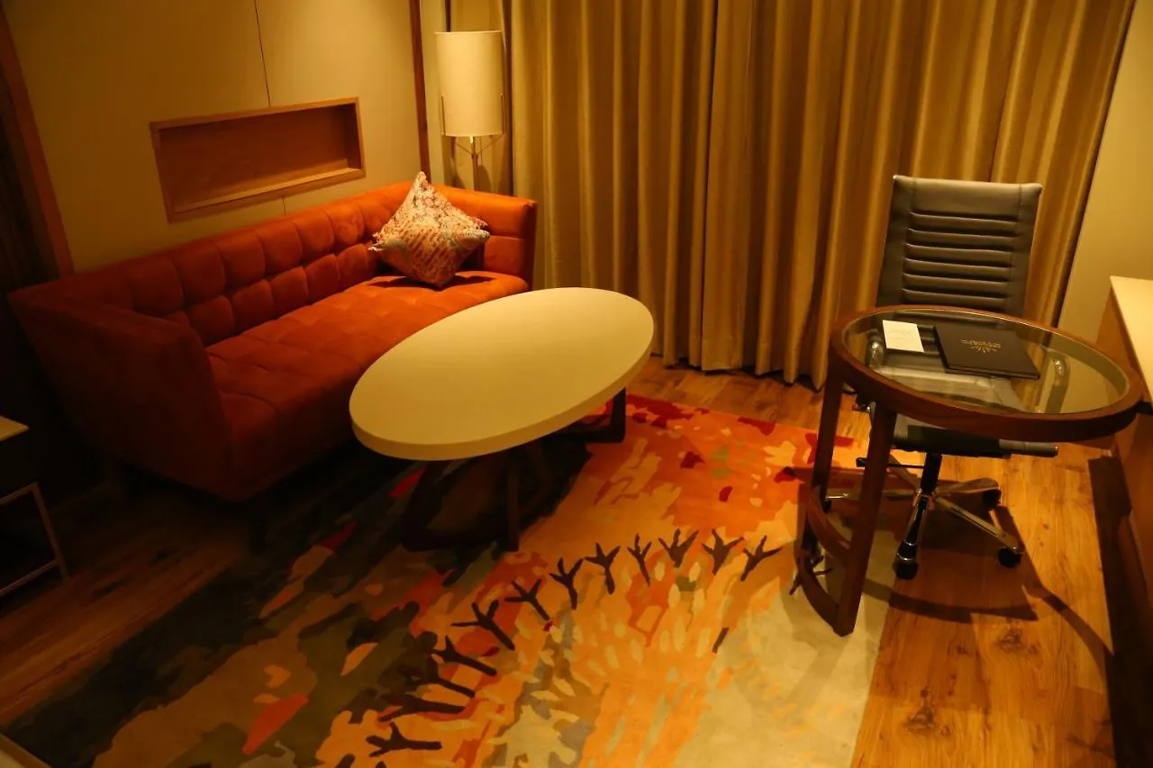 Hotel Dreamz Inn & Suites Zirakpur